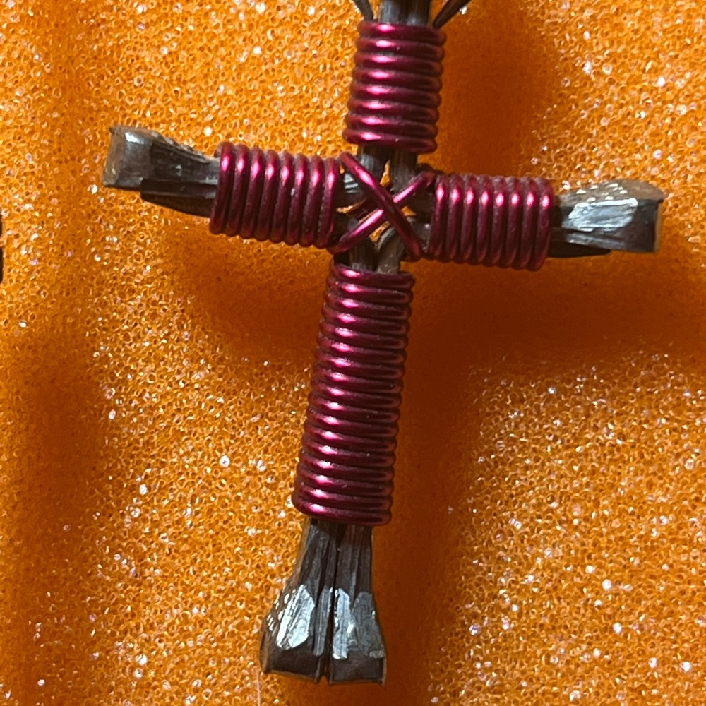 Disciples cross - Picture 2 of 3